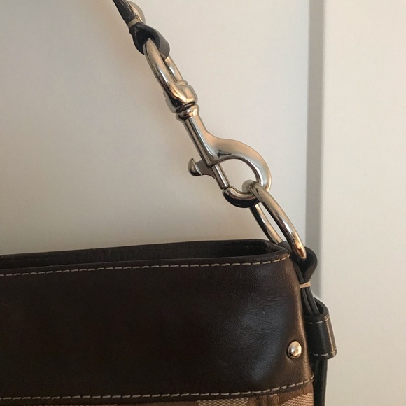 Coach Handbag - Picture 3 of 7